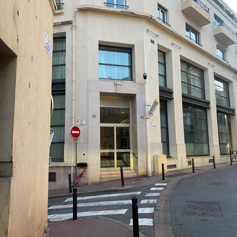 Lumineux Studio TERRASSE, Clémenceau-CANNES CENTRE A0B192 - Studio mit Balkon - 30