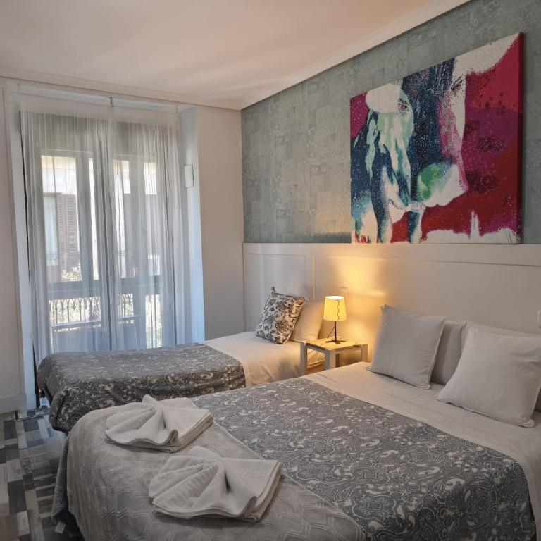 Fuencarral Adeco - Double Room with Extra Bed - 1
