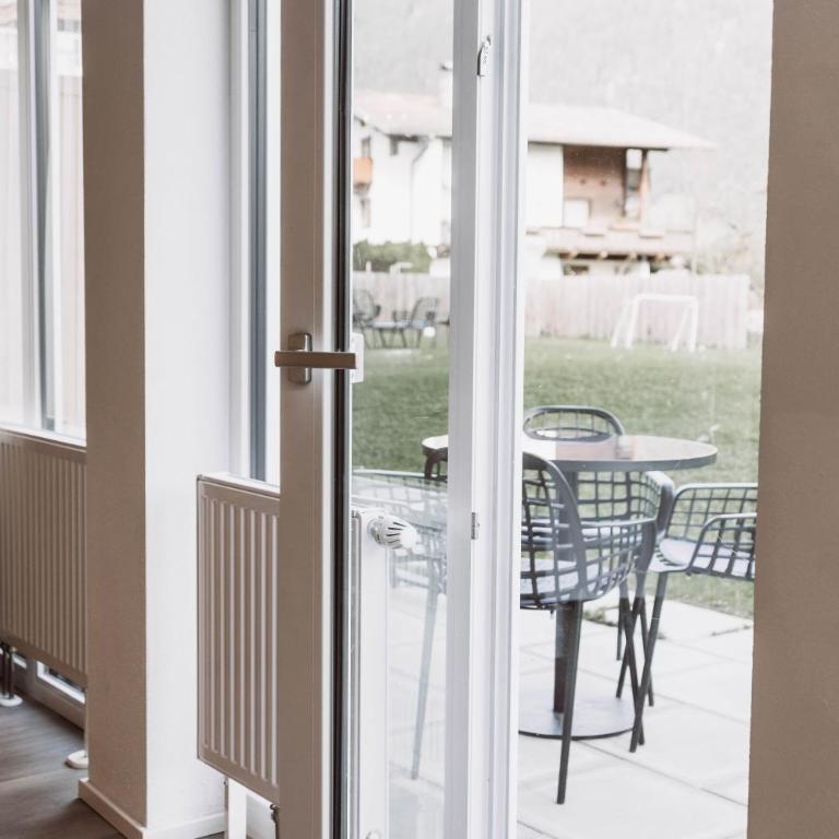 Lebe`schlitters - Das Ferienapartmenthaus im Zillertal - Apartment mit 2 Schlafzimmern und Terrasse - 4