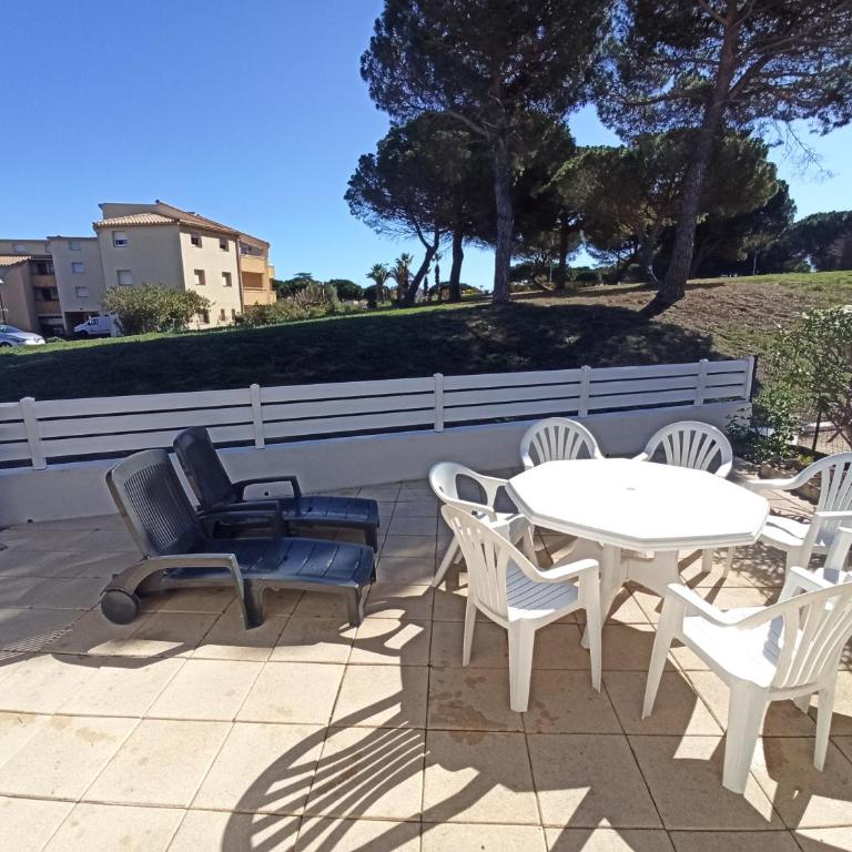 Maison L'Olivier ,6 couchages St Cyprien plage 3 étoiles - Casa con 3 Camere da Letto - 4