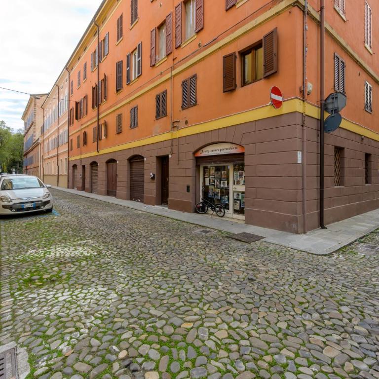 Binario 11 - Centro, Stazione, Netflix - Appartamento con 1 Camera da Letto - 24
