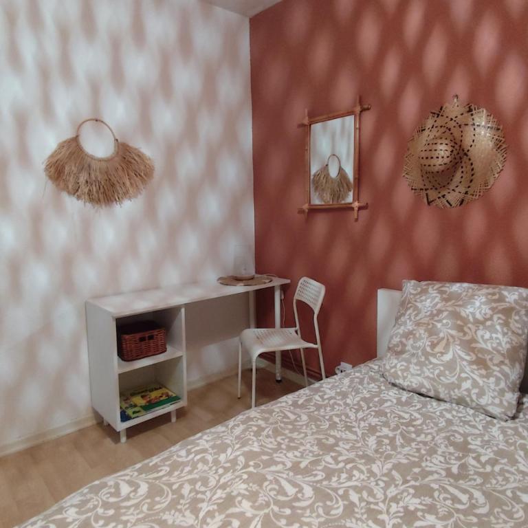 Maison Médicis - T5 Spacieuse et Calme en Ville - Emplacement Idéal - Apartment - 36
