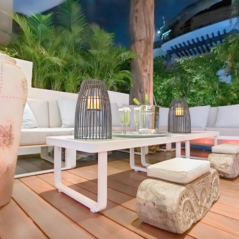 Luxury Duplex 2BR Pool & Garden View Quiet 30m from 5th Ave with Gym & Parking - Apartamento - 2 niveles - 29