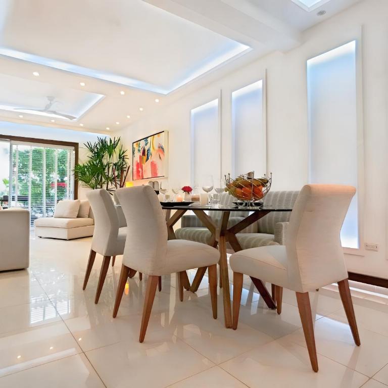 Luxury Duplex 2BR Pool & Garden View Quiet 30m from 5th Ave with Gym & Parking - Apartamento - 2 niveles - 37
