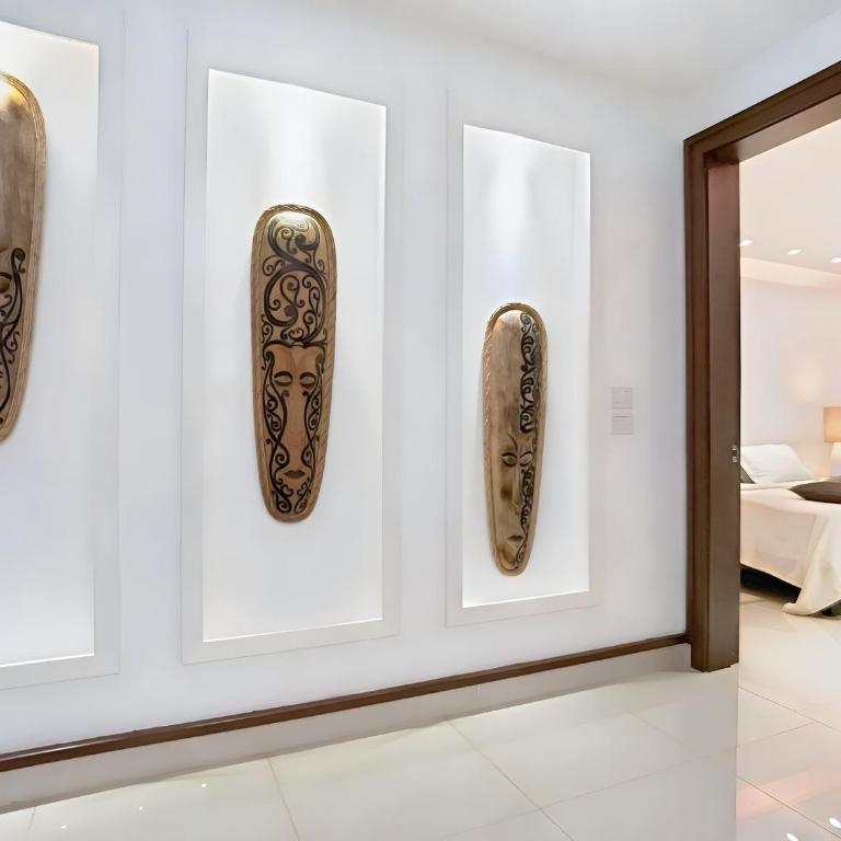 Luxury Duplex 2BR Pool & Garden View Quiet 30m from 5th Ave with Gym & Parking - Apartamento - 2 niveles - 40