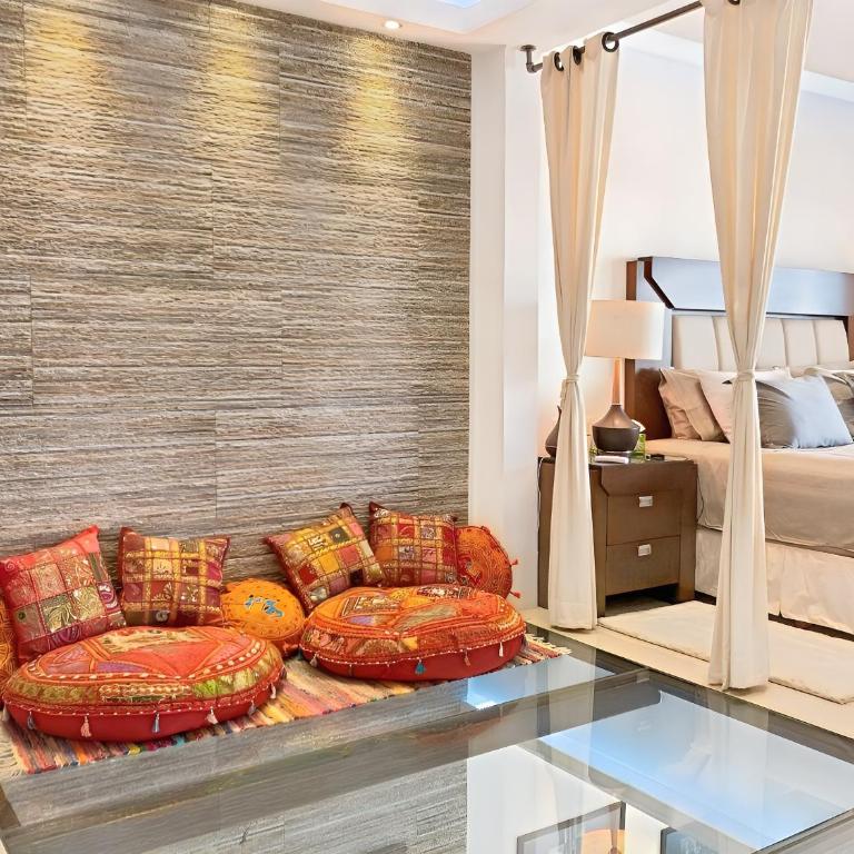 Luxury Duplex 2BR Pool & Garden View Quiet 30m from 5th Ave with Gym & Parking - Apartamento - 2 niveles - 27