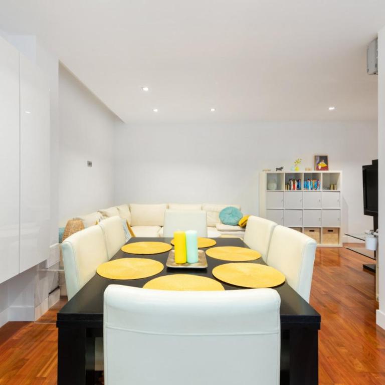 Spacious Refurbished with Parking-3BD 2BT-Retiro - Apartamento - 4