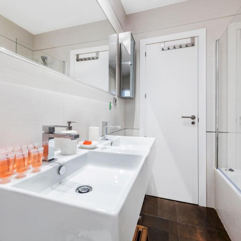 Spacious Refurbished with Parking-3BD 2BT-Retiro - Apartamento - 18