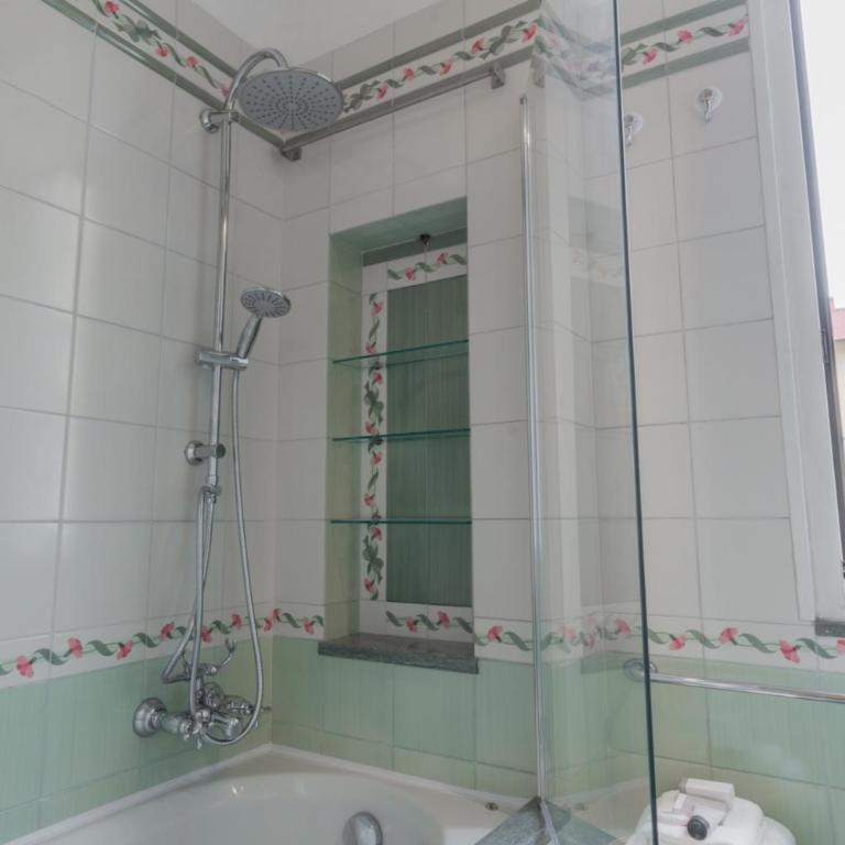 Casa d'Enrico - Appartamento con 2 Camere da Letto - 34