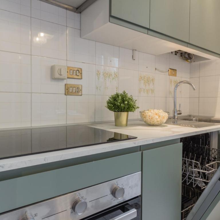 Casa d'Enrico - Appartamento con 2 Camere da Letto - 35