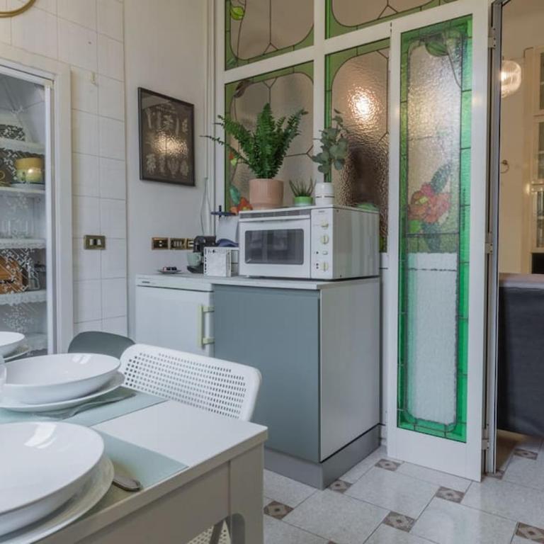 Casa d'Enrico - Appartamento con 2 Camere da Letto - 63