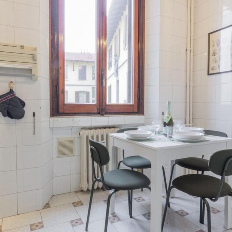 Casa d'Enrico - Appartamento con 2 Camere da Letto - 65