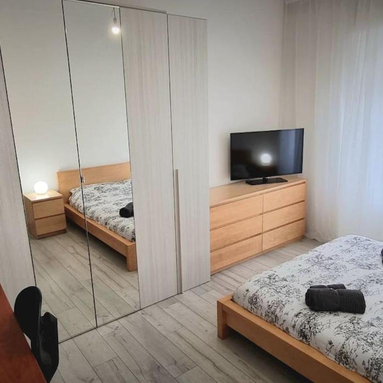 Dream Apartments Fantastico Appartamento Milano con 2 camere matrimoniali e 2 bagni privati - Appartamento con 2 Camere da Letto - 3