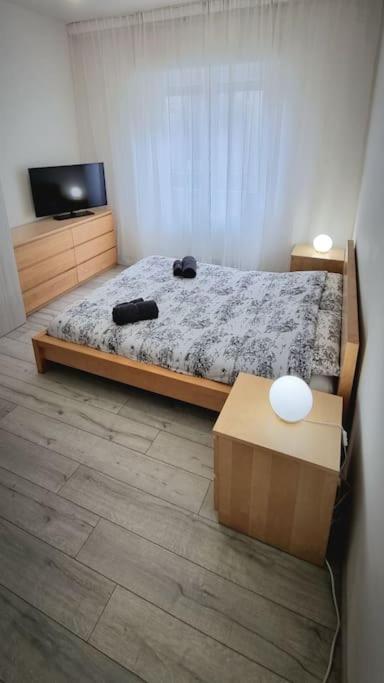 Dream Apartments Fantastico Appartamento Milano con 2 camere matrimoniali e 2 bagni privati - Appartamento con 2 Camere da Letto - 2