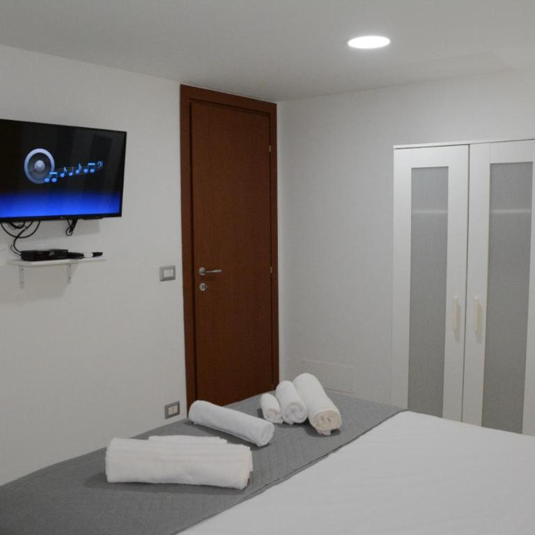 Verdi apartment - Historic Centre Catania - Two-Bedroom Apartment - 26
