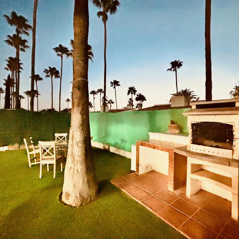 Click&Guest - Maspalomas Serene Getaway - Deluxe Two-Bedroom Apartment with Garden View - 25