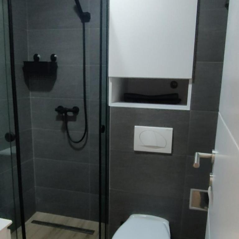 Lola apartman Residence Hill - Deluxe King Studio - 4