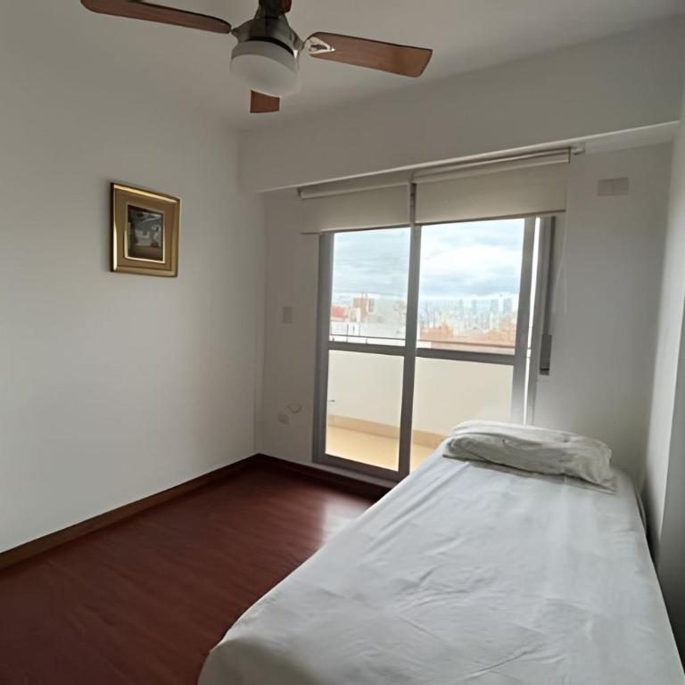 Moderno departamento zona centro - Apartamento de 2 dormitorios - 13