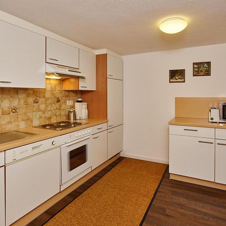 Haus Gritsch - Apartment mit 3 Schlafzimmern und Balkon - 1