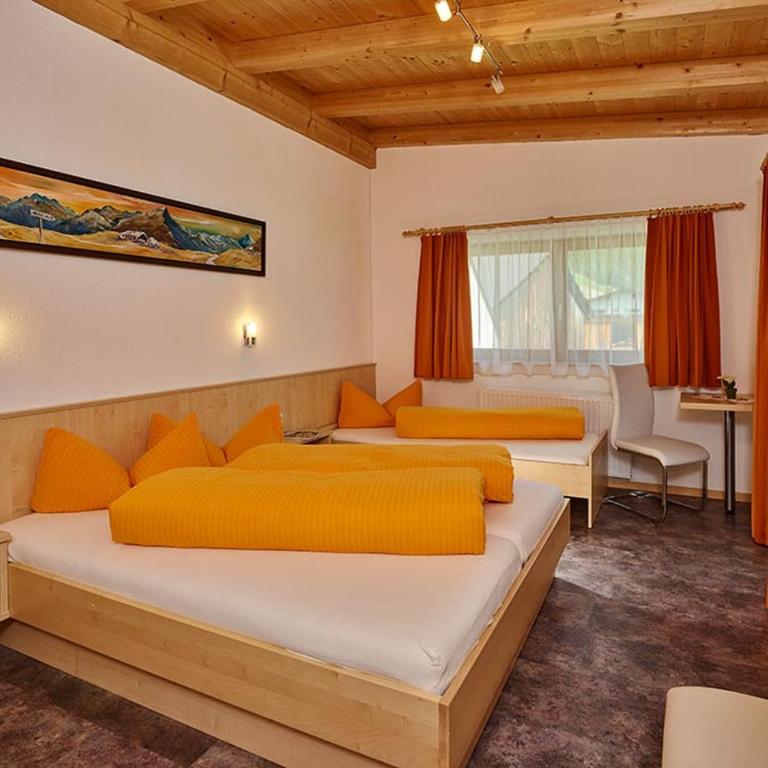 Haus Gritsch - Apartment mit 3 Schlafzimmern und Balkon - 6