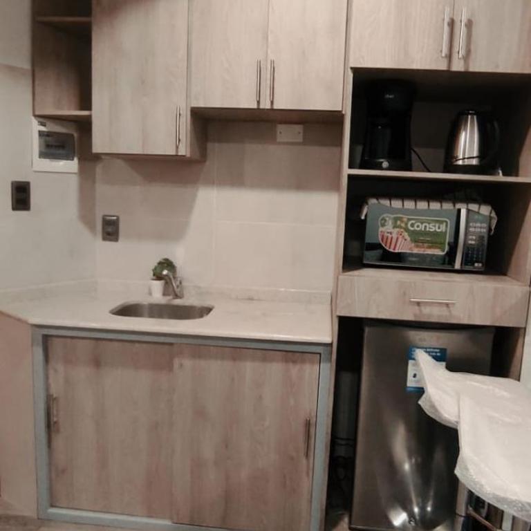 Estudio, patio privado, cocineta y baño completo - Estudio Deluxe con cama grande - 8