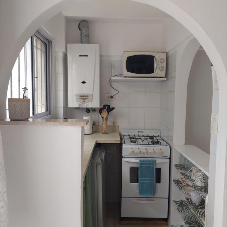 2 ambientes excelente ubicación - One-Bedroom Apartment - 9