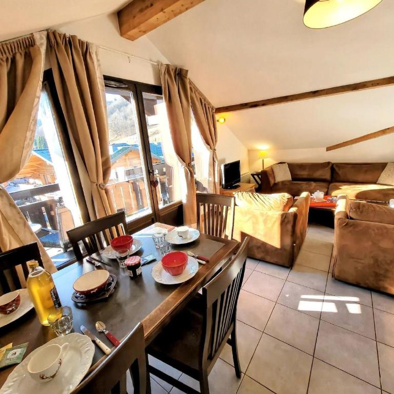 Appartement spacieux 6-8 pers avec vue montagnes, résidence avec services + bien-être - FR-1-598-182 - Appartamento - 1