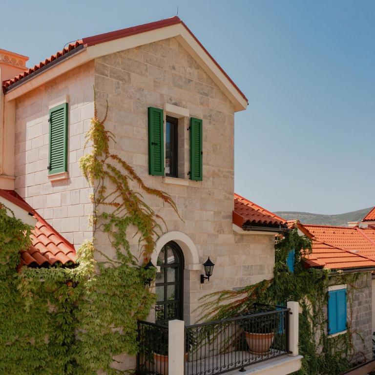 Waterfront Three Bedroom Apartment - Lustica Marina Village - Three-Bedroom Apartment - 10