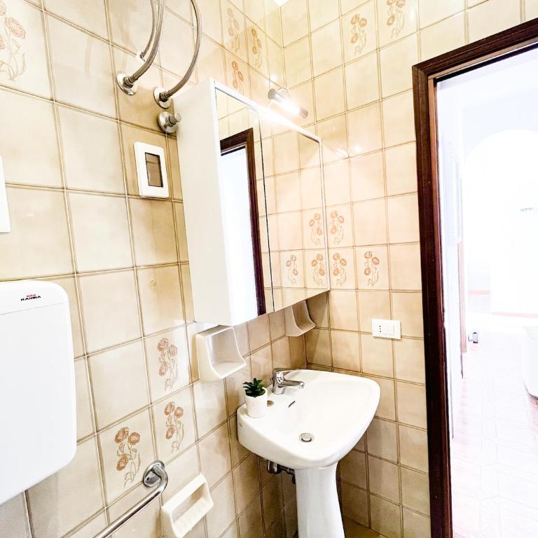 Fronte Mare, Piscina - RESIDENCE GRIFONE - Appartamento con 2 Camere da Letto - 17