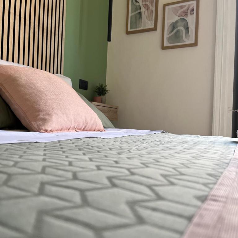 Maison Etnea - Appartamento con 2 Camere da Letto e Balcone - 58