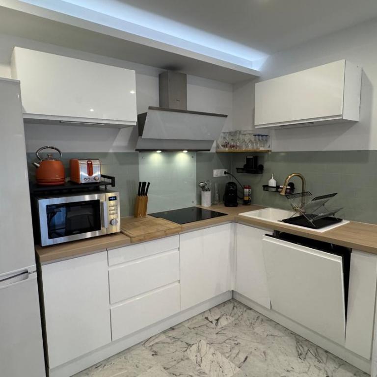 Inaya Home for you appt 3 Pièces Menton - Apartamento de 2 dormitorios - 5