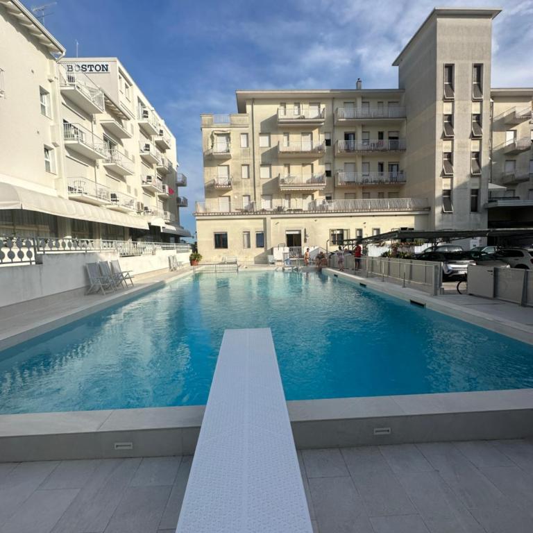 Fronte Mare, Piscina - RESIDENCE GRIFONE - Appartamento con 2 Camere da Letto - 22