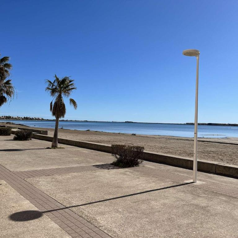Front de plage du Grazel - Piscine et parking GN500-014 - Maison 3 Chambres - 10