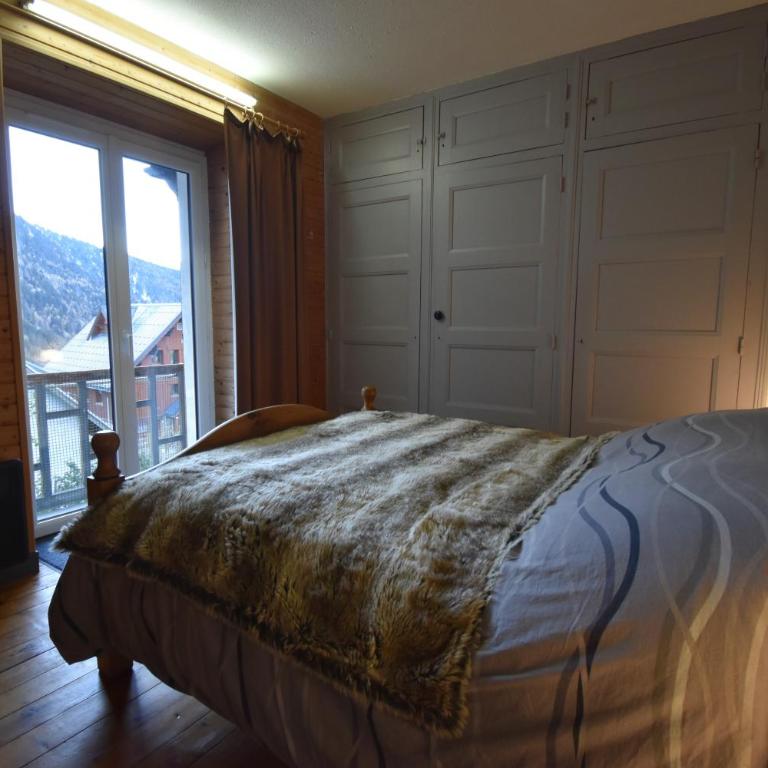 VAUJANYLOCATIONS-Maison Jo - Appartement 2 Chambres - 8