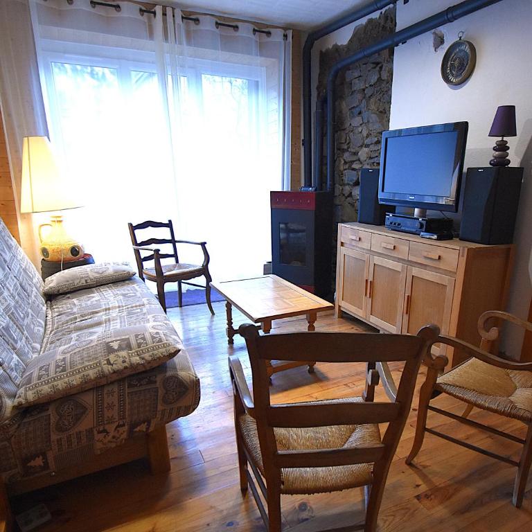 VAUJANYLOCATIONS-Maison Jo - Appartement 2 Chambres - 5