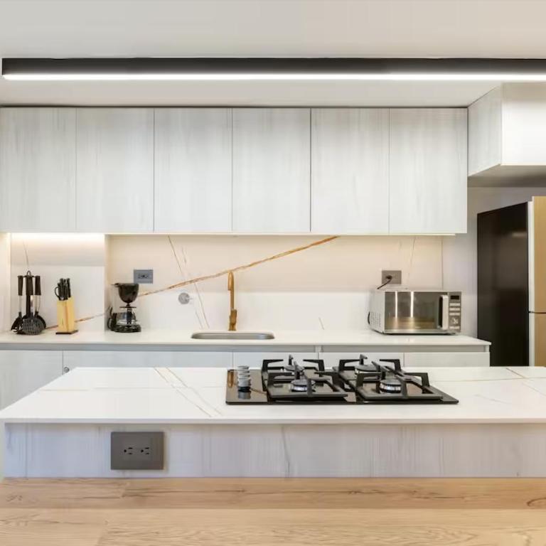 Luxury 5BR 6Bath Apartment with Jacuzzi in Manila - Apartamento - 12