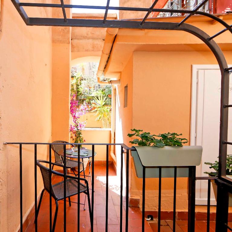 Monti Suite with charming Terrace - Appartamento con 1 Camera da Letto - 9