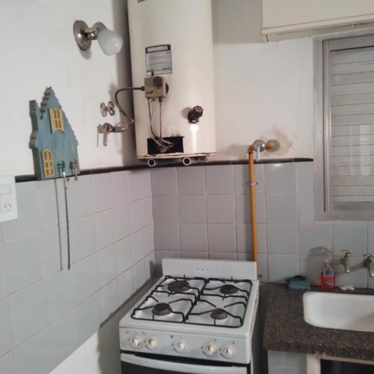 Casa dos dormitorios cochera a 100 metros del Mar en Claromeco - Casa Unifamiliar de 2 dormitorios - 7