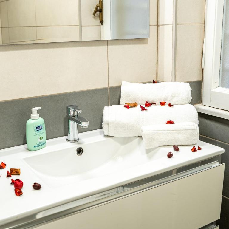 MagicHouse 2 Camere 2 Bagni -15 min Colosseo - Apartment mit 2 Schlafzimmern - 31