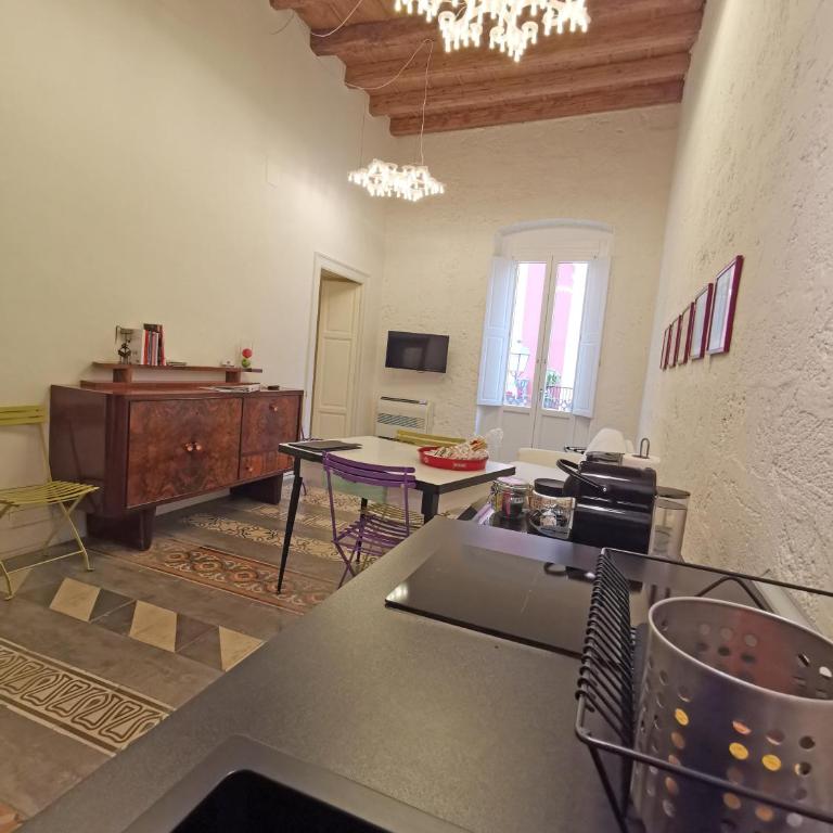 L'Officina - Appartamento con 1 Camera da Letto e Balcone - 1