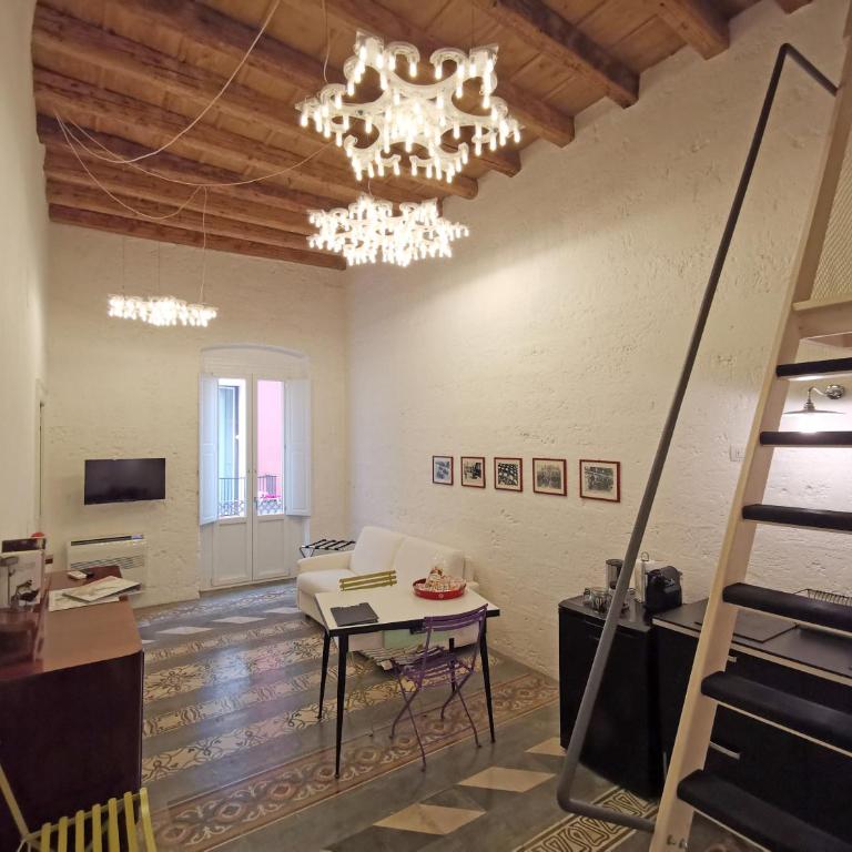 L'Officina - Appartamento con 1 Camera da Letto e Balcone - 13