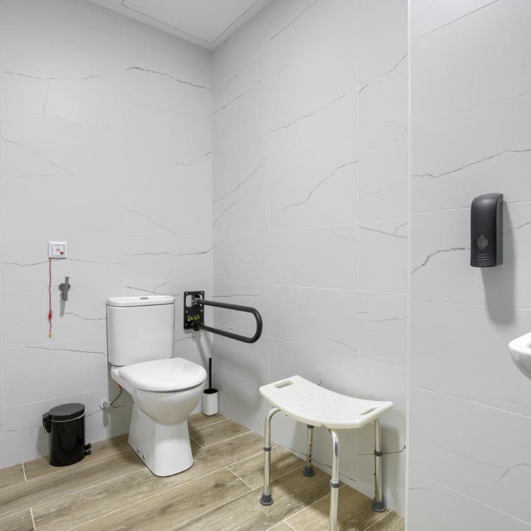 Dobo Madrid Numancia - Double Room - Disability Access - 4