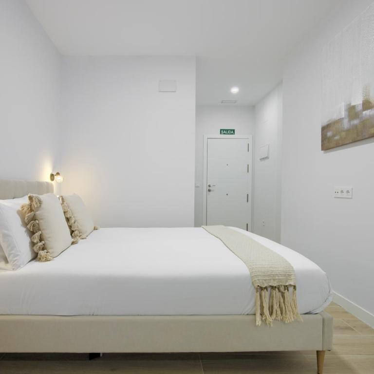 Dobo Madrid Numancia - Double Room - Disability Access - 5