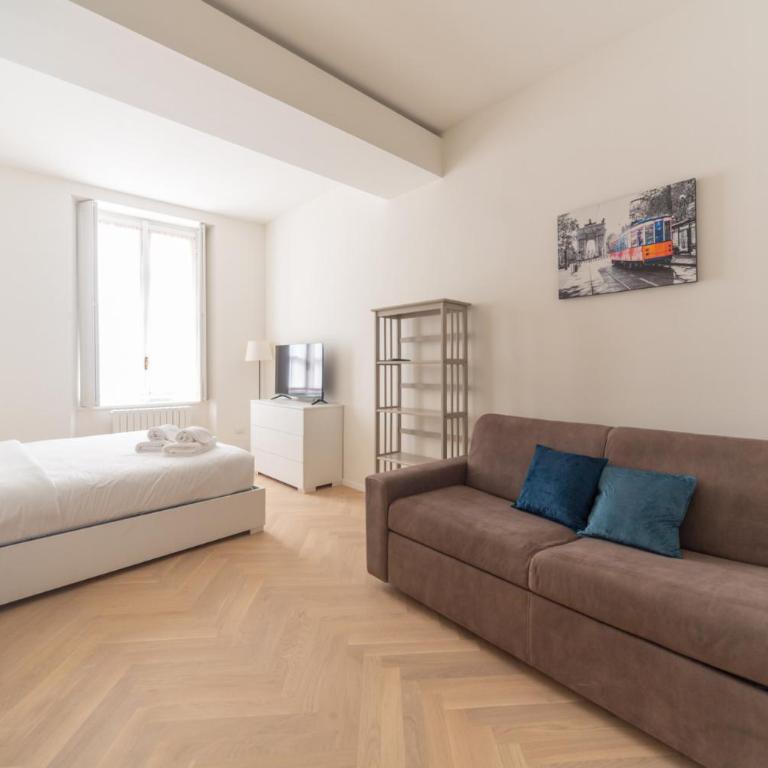 Charming 2-Bedroom Apartment in Milanese Building - Appartamento - 3