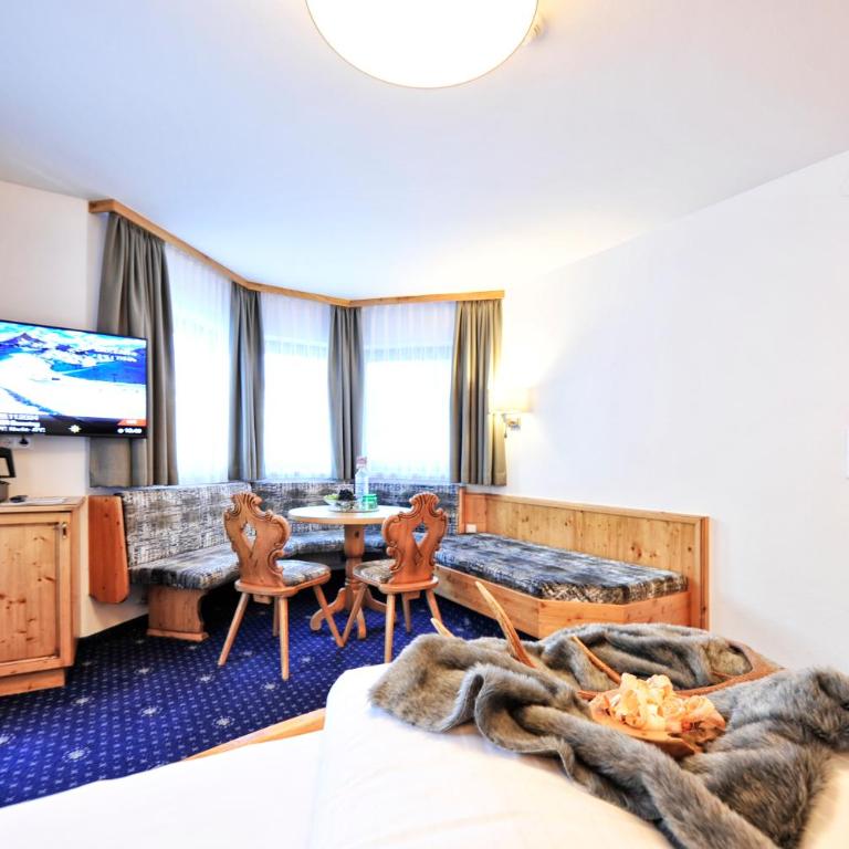 Hotel Bellevue B&B - Doppelzimmer mit Balkon - 2