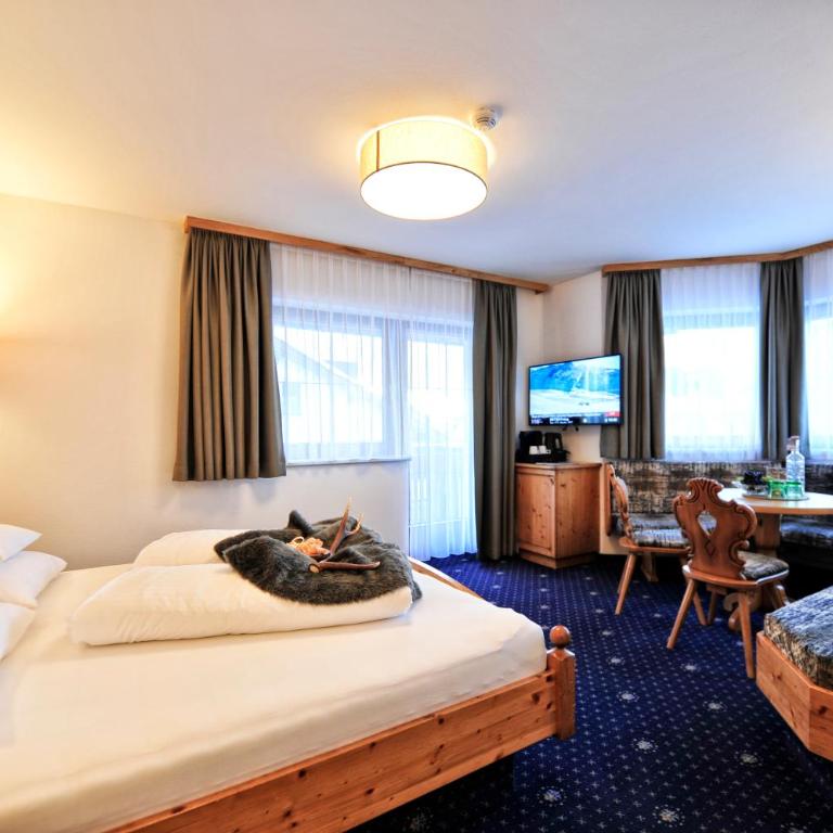 Hotel Bellevue B&B - Doppelzimmer mit Balkon - 1