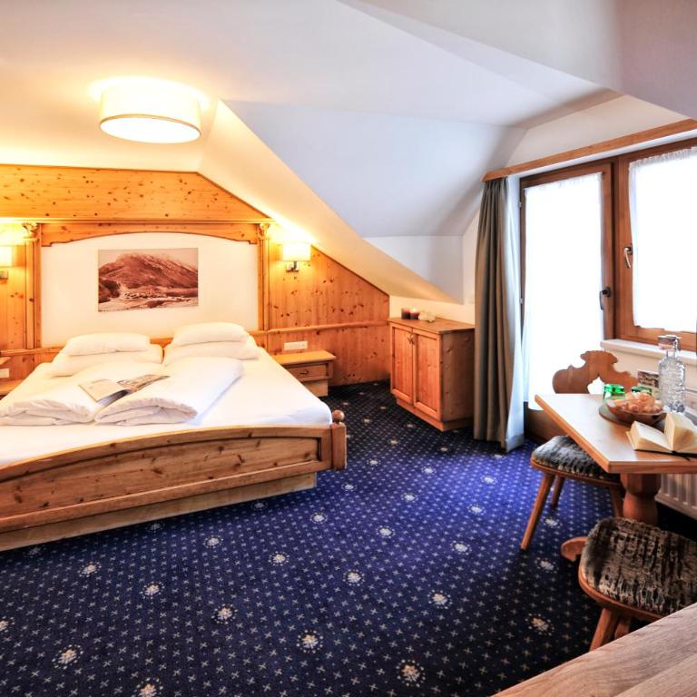 Hotel Bellevue B&B - Doppelzimmer mit Balkon - 3