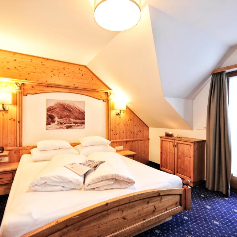 Hotel Bellevue B&B - Doppelzimmer mit Balkon - 7