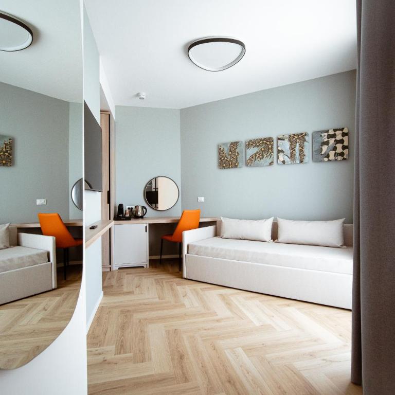 Hotel Cavalieri Palace & Suites - Suite con Vista Mare - 3