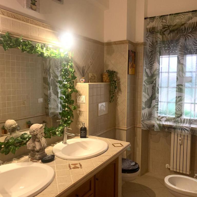 Roux apartment - Three-Bedroom Vacation Home - 8